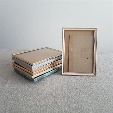 Set Of Seven 5 X 7 Gold Metal Picture Frames Etsy Canada Metal