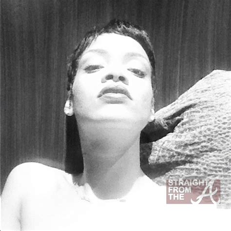 In The Tweets Rihanna Goes Nude And Is “unapologetic” Photos Straight From The A Sfta