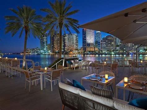 11 Miami Restaurants That Boast Dining With A View Miami Vacation