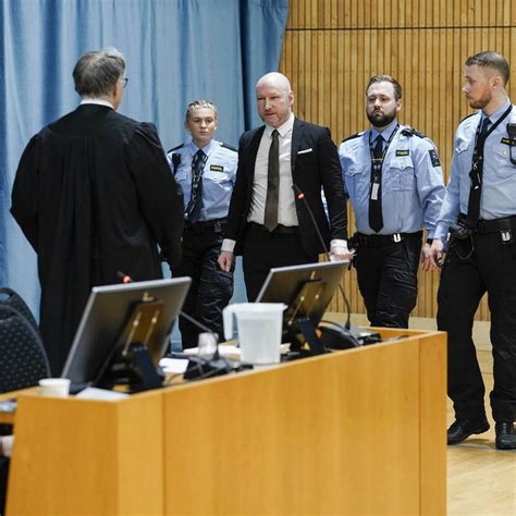 anders breivik zieht gegen norwegen vor gericht