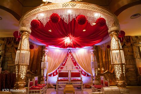A Regal Indian Wedding And Reception With All The Floral Fixins In New York Post Indian