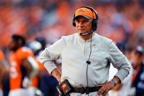 Ex Broncos Hc Vic Fangio Out In Miami Expected To Land With Eagles