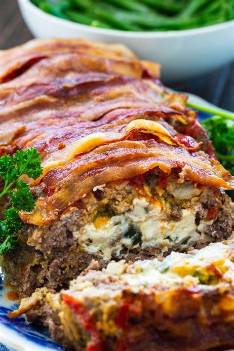 Add ground beef, green pepper, onion, garlic, worcestershire sauce, salt, black pepper, egg, and oats to a large bowl. Jalapeno Popper Stuffed Meatloaf - Spicy Southern Kitchen ...