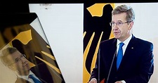 Bundespräsident Christian Wulff erklärt seinen Rücktritt ...