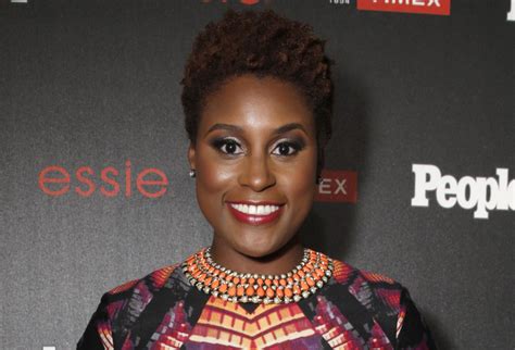 Issa looked quite different in season 2 of her hbo show than she did in season 1; Issa Rae Wiki Net Worth 2020 See Wiki, Bio, Family and ...