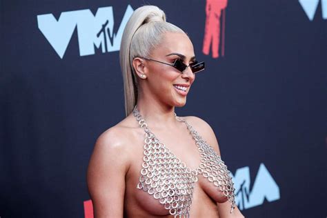 Veronica Vega Nude Tits For MTV Music Video Awards Scandal Planet