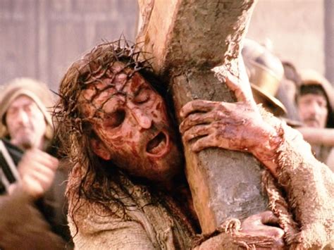 Jesus Picture Carrying Cross The Passion Of Christ Movie The Fra
