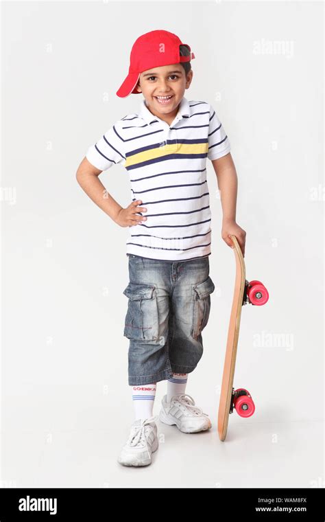 Boy Skateboard Cap Hi Res Stock Photography And Images Alamy