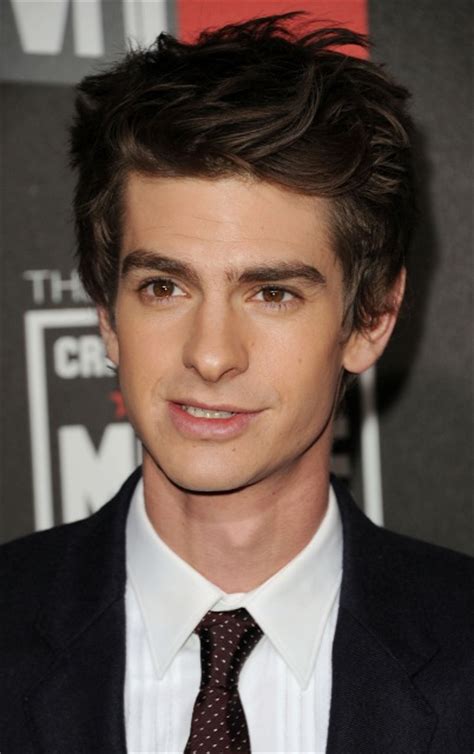 Andrew garfield has a normal shape body and he doesn't work out but not a heavy workout. Andrew Garfield Age, Weight, Height, Measurements ...