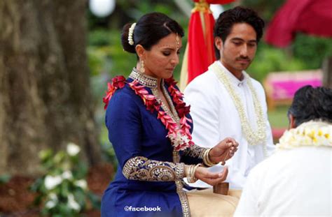 Tulsi Gabbard Weds Abraham Williams In Hindu Ceremony