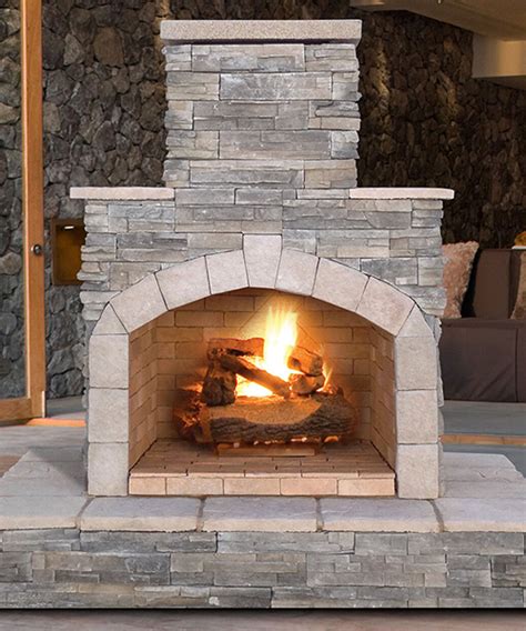 Stone Veneer Outdoor Fireplace Rustic Outdoor Fireplaces