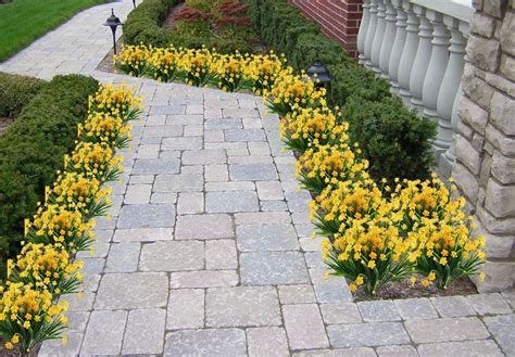 4pcs Artificial Yellow Daffodils Flowers Fake Shrubs Uv Resistant Faux