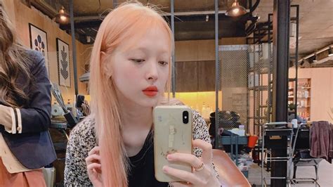 K Pop Star Sulli 25 Is Found Dead At Her Home A Month After Causing Controversy By