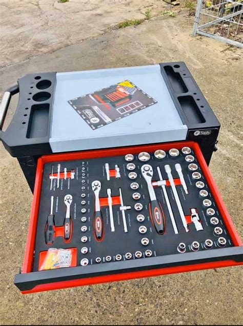 Brand New 6 Drawer Tool Box Chest Complete With Tools Toolbox In