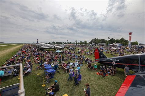 Oshkosh Airventure 2021 A Year Like No Other Plane And Pilot Magazine