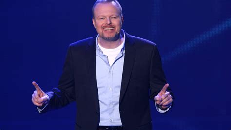 Stefan Raab Kehrt Zurück Und überrascht Mit Spezialausgabe Des Esc