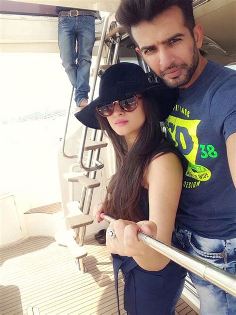 Jay Bhanushali And Mahhi Vij Spent Their Valentine S Day On A Yacht Missmalini