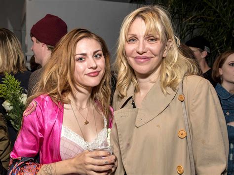 All About Frances Bean Cobain Kurt Cobain And Courtney Loves Daughter