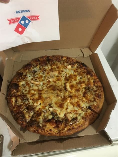 A topping of spicy barbeque sauce, diced chicken, cilantro, peppers, and onion all covered with cheese, and baked to bubbly goodness! Memphis BBQ Chicken Pizza - Yelp