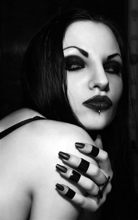 Pin By Carin Meyer On Dark Beauty Gothic Beauty Dark Beauty Gothic