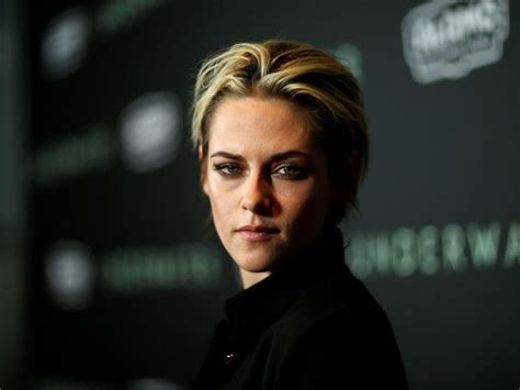 Kristen Stewart Stuns As Princess Diana In First Photo From Spencer