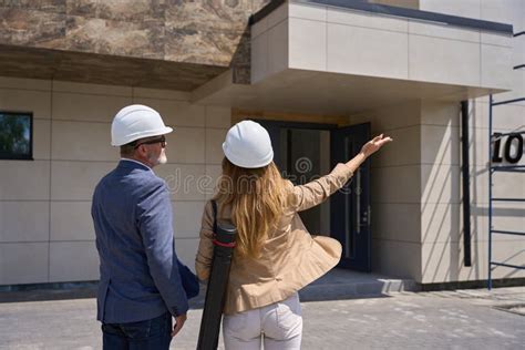 Realtor Woman Shows The Client New House Stock Image Image Of Adult