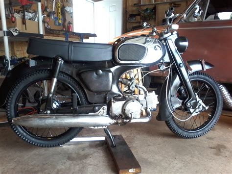 Official honda motorcycle and atv community. 1960s honda baby dream 90cc c200 | Collectors Weekly