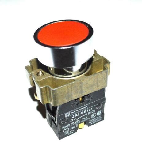 Telemecanique Zb2 Be101 Red Flush Momentary Push Button 10 Amp 500 Volt