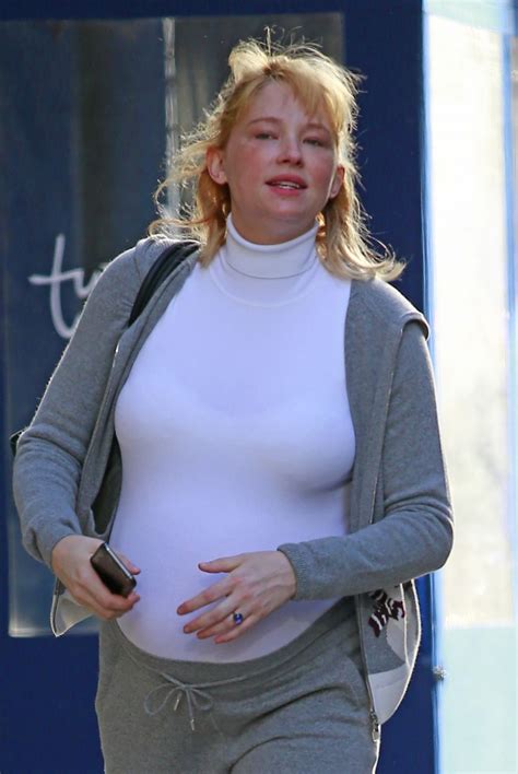Pregnant Haley Bennett Out And About In New York 12192018 Hawtcelebs