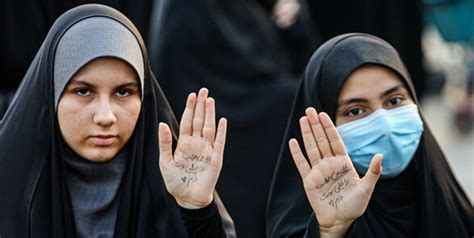 گشترش عفاف و حجاب باعث حفظ کرامت زن و مرد می‌شود خبرگزاری فارس