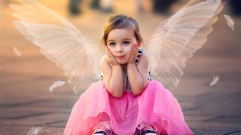 Beautiful Little Girl With Wings Hd Cute Wallpapers Hd