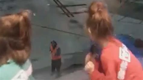 Video Of Moore Girls Dancing At Airport Goes Viral