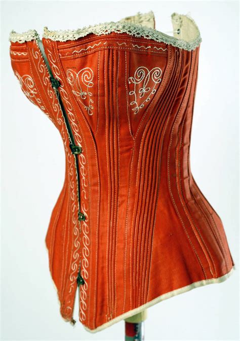 Victorian Corsets What They Were Like How Women Used To Wear Them
