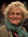 Die Soze Christine Lambrecht (SPD) fordert Privilegien für Geimpfte in ...