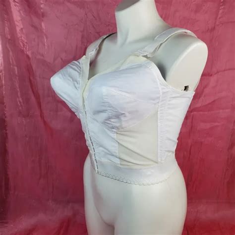 Vintage White Exquisite Form Longline Bullet Bra B Pin Up Clothing