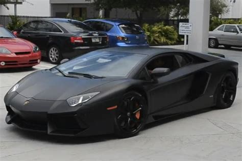 Video Matte Black Lamborghini Aventador Walk Around Carbuzz