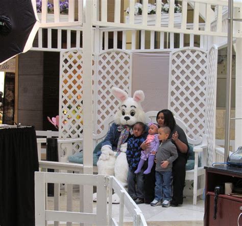 Childrens Pictures With Easter Bunny At Livingston Mall Livingston