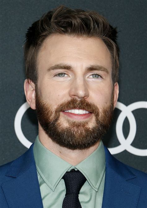 Chris evans taught himself how to sew to surprise his dog after surgery, and it's unbelievably pure. Chris Evans | American actor | Britannica
