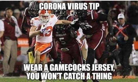 Pin By Kimberly Dean On Fake Usc In South Carolina Clemson Memes