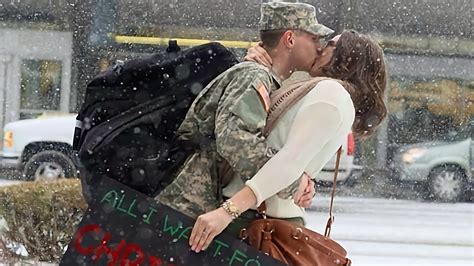 Christmas Military Surprise Homecomings Try Not To Cry Youtube
