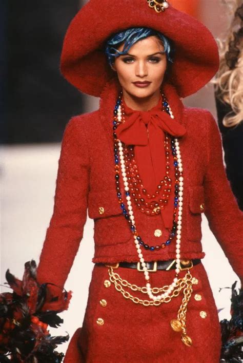 Nineties Supermodel Helena Christensen Looks Super While Modelling