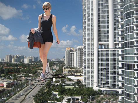 Giantess Taylor Swift 3 By Goddessgg On Deviantart