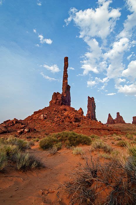 Monument Valley Totem Pole By Craig Brewer Monument Valley Landscape