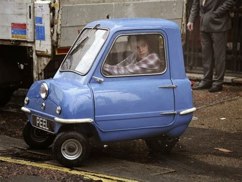 Worlds Smallest Car — Peel P50 Amazing Facts