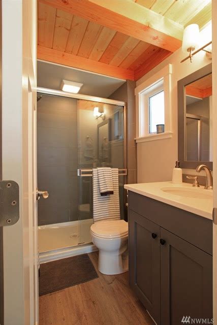 Tiny House Bathroom Tiny Homes And Cabins