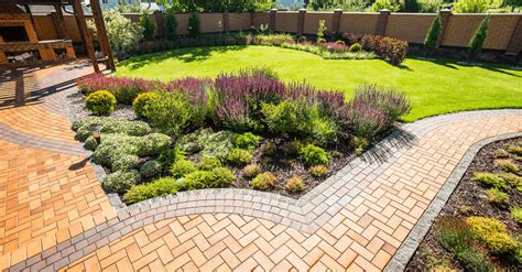10 Landscape Design Trends To Watch For In 2022 Us Turf