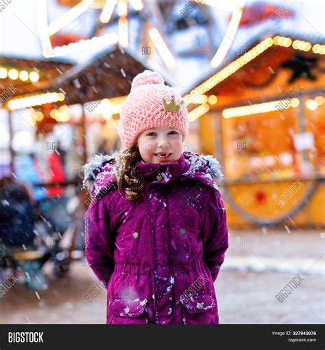 Little Cute Kid Girl Image And Photo Free Trial Bigstock