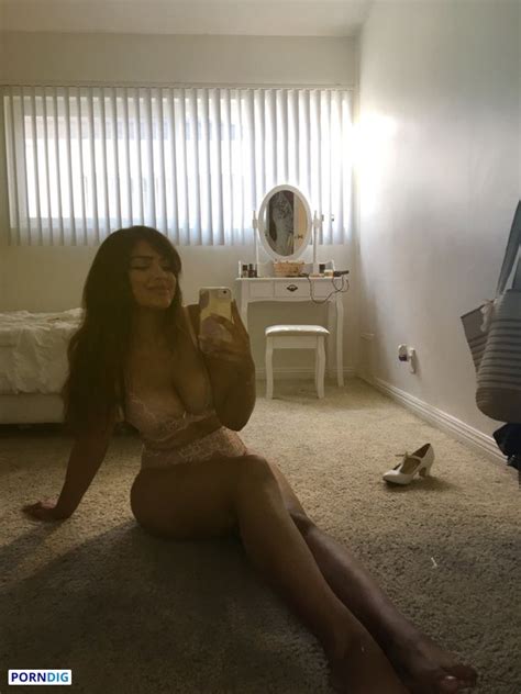 Emirafoods Nude Leaks Photos Porndig