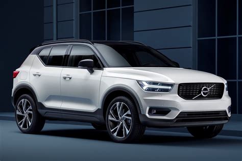 Volvo Xc40 B4 R Design 🚗 Car Technical Specifications