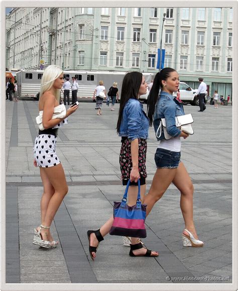 Russian Street Style And Summer Fashion Moscow Photos Pictures Of Moscow